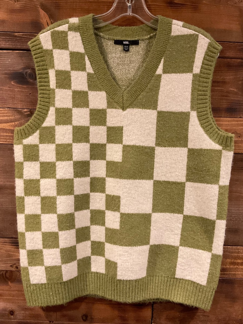 VANS Olive & Cream “Courtyard Checker” Vneck Sweater Vest size XS/SM relaxed fit
